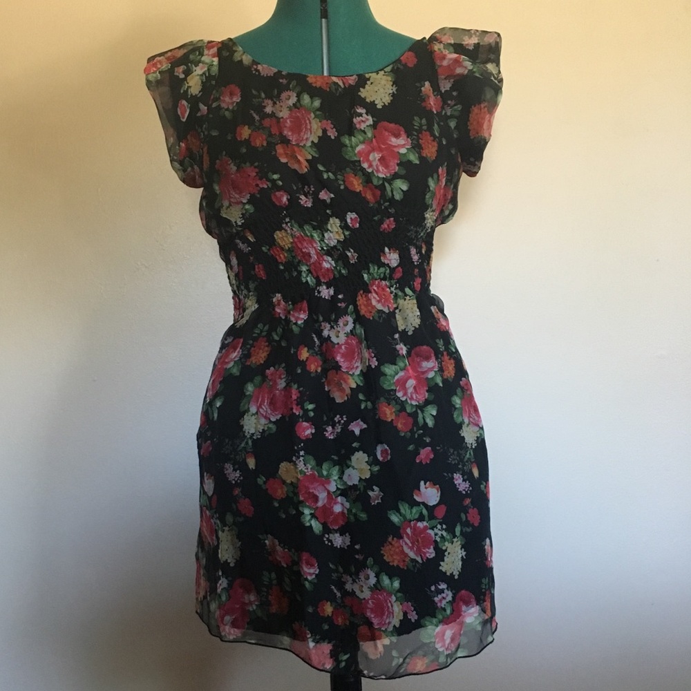 Pinky floral dress